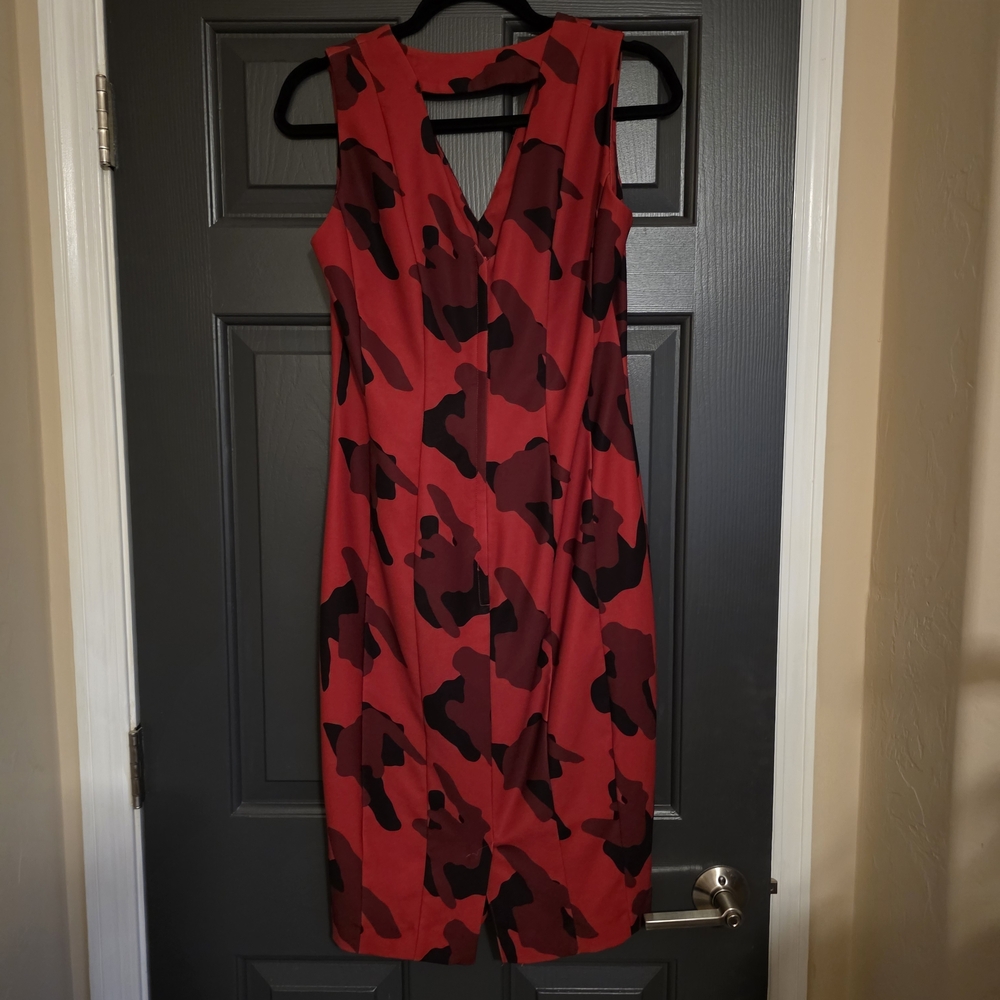 H&M Red Camouflage Print Sleeveless Dress